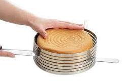 ケーキスライサー