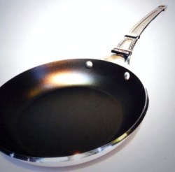 デバイヤーフライパン